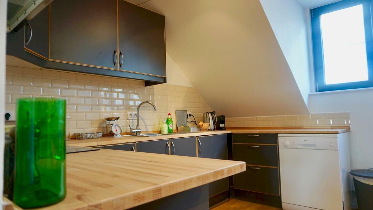 Unit 8 - Charming Loft Apt. Near Avenue Louise Free Parking Brussels Exterior photo